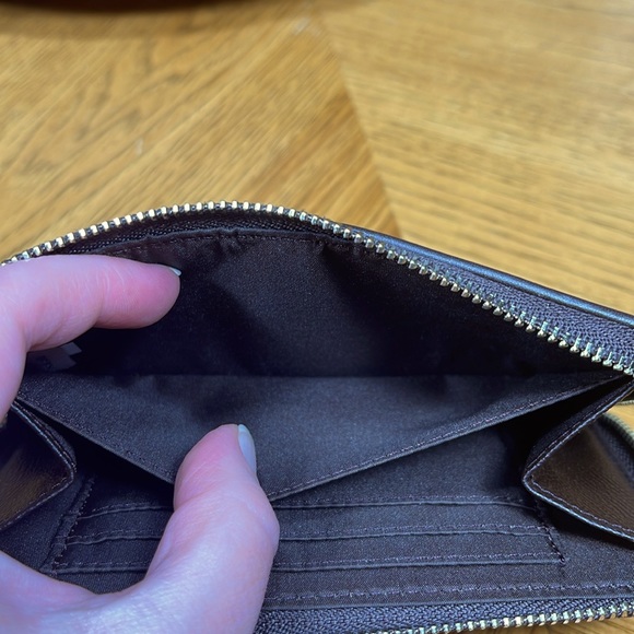 FINAL PRICE!!! COACH Signature Medium Wallet Wristlet - Picture 9 of 15